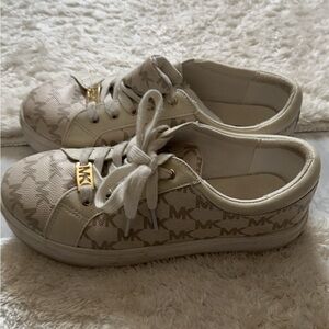 Taavi ‘s Threads: Michael Kors Beige Monogram Sneakers
